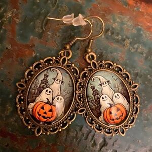 NEW Halloween Fashion Earrings NWOT